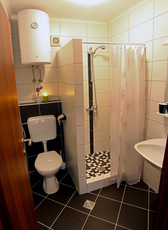 Guesthouse Liska Mostar Rom bilde